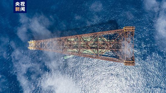 世纪注册：亚洲第一深水导管架“海基二号”开始安装 就位过程预计3天